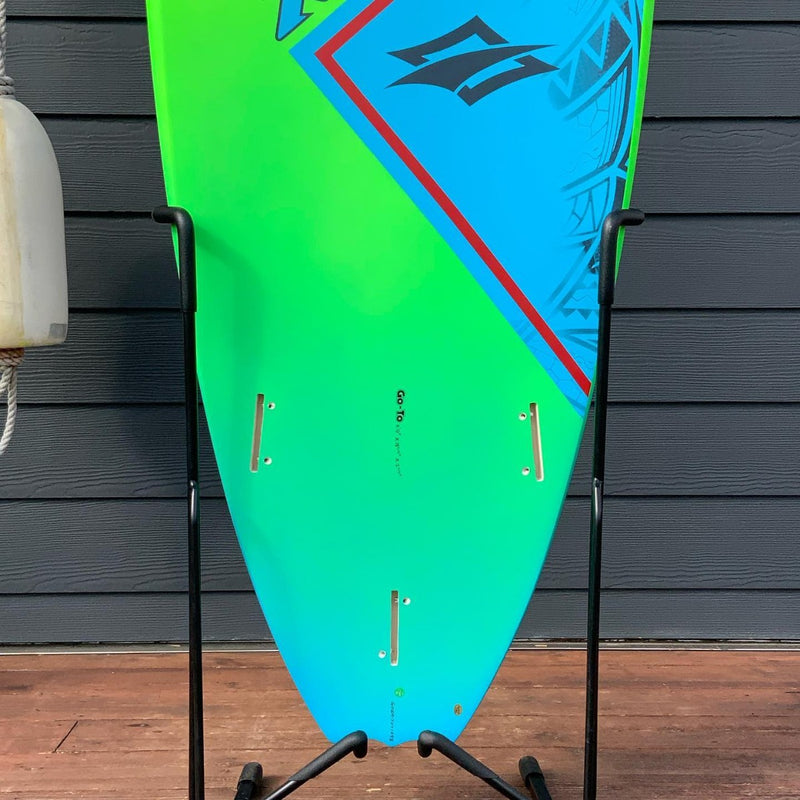 Load image into Gallery viewer, Naish Go To 5'9 x 18 15/16 x 2 3/16 Kiteboard • NEW