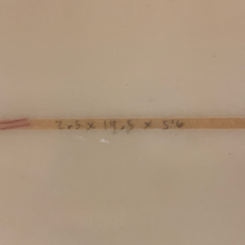 Load image into Gallery viewer, Neverlander Custom 5'6 x 19 ½ x 2 ½ Surfboard • USED