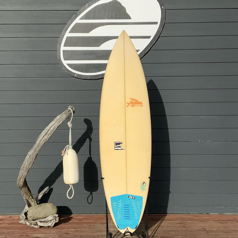 Load image into Gallery viewer, FCD Custom 6'3 x 19 ¼ x 2 5/16 Surfboard • USED