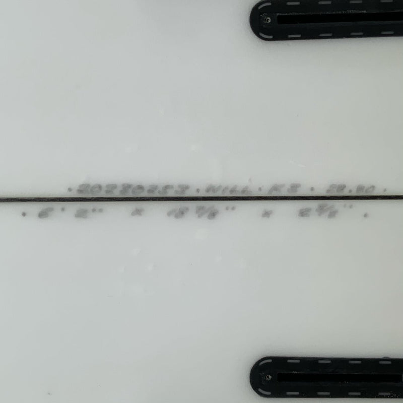 Load image into Gallery viewer, Tokoro K3 6'2 x 18 ⅞ x 2 ⅜ Surfboard • USED