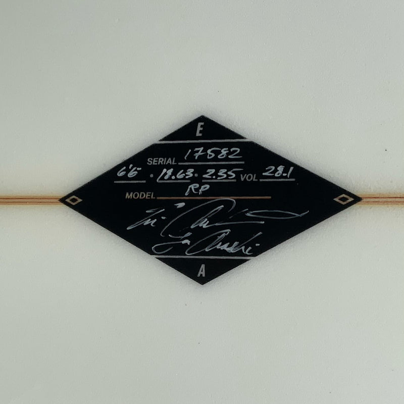 Load image into Gallery viewer, Arakawa RP 6'6 x 19 ⅝ x 2.35 Surfboard • USED