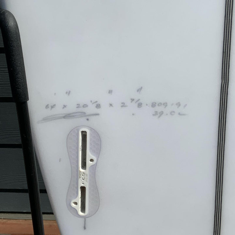 Load image into Gallery viewer, JS Industries Raging Bull 6'4 x 20 ⅛ x 2 ⅞ Surfboard • USED