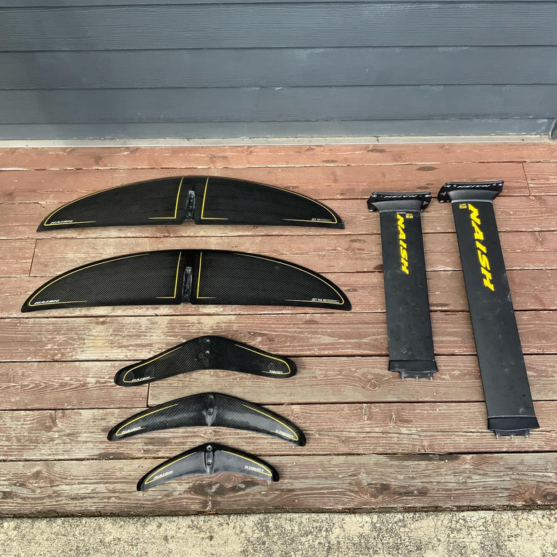 Load image into Gallery viewer, JP Australia 7'2 x 29 Foil Board • USED