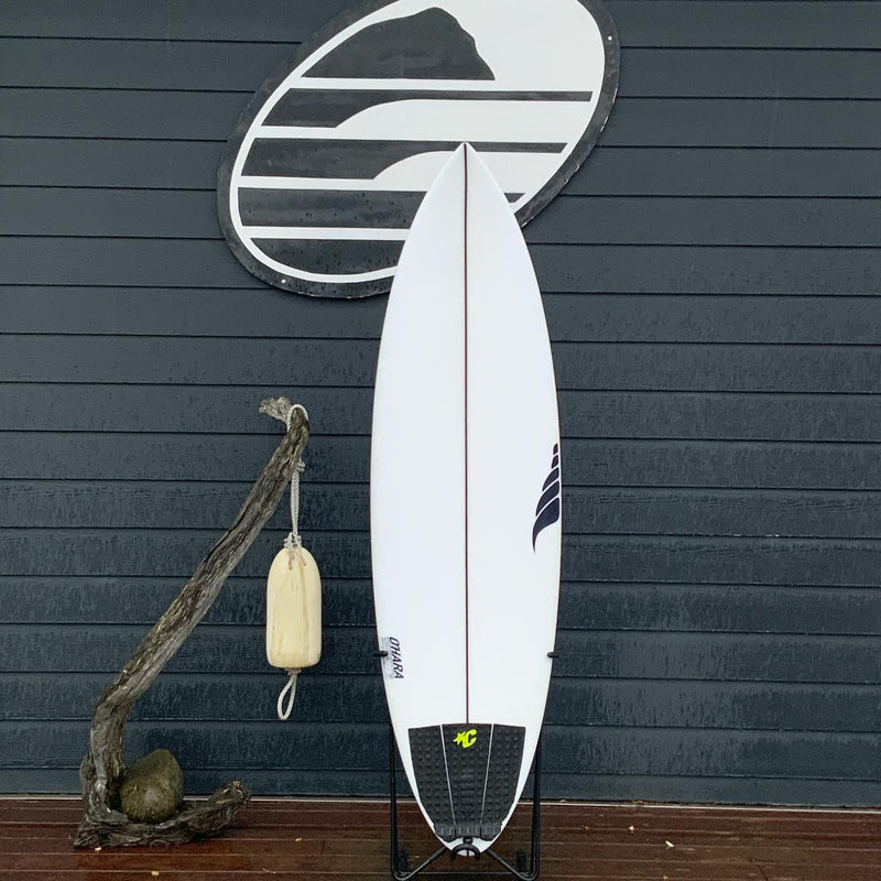 Load image into Gallery viewer, Solid Vinny Bio-Flex 6'0 × 19.65 × 2 ½ Surfboard • LIKE NEW 1