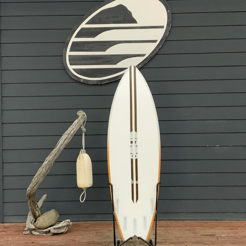 Load image into Gallery viewer, Solid Stealth Fish Bio-Flex 5'5 x 19 ½ x 2.45 Surfboard • USED