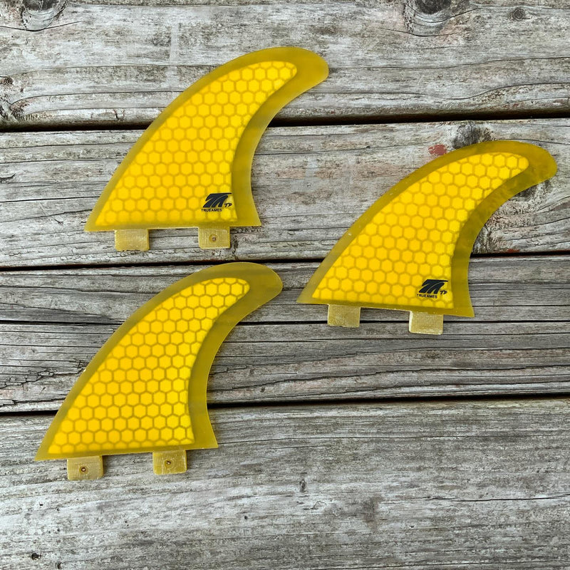 Load image into Gallery viewer, El Oso Custom 6'10 x 21 ½ x 2 ⅘ Surfboard • USED