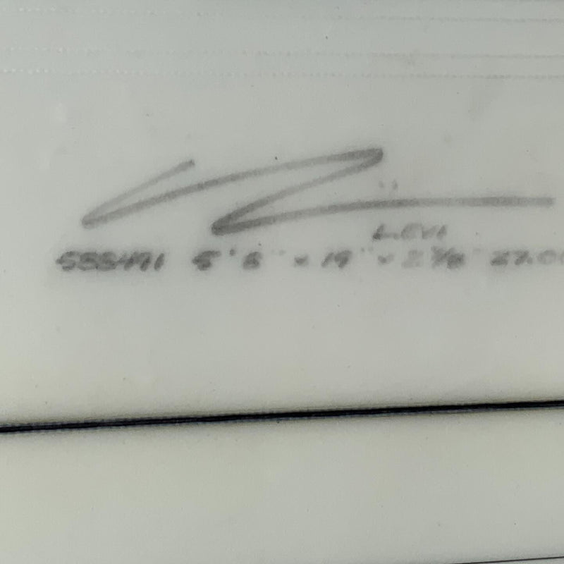 Load image into Gallery viewer, Chilli Hot Knife 5'8 x 19 x 2 7/16 Surfboard • USED