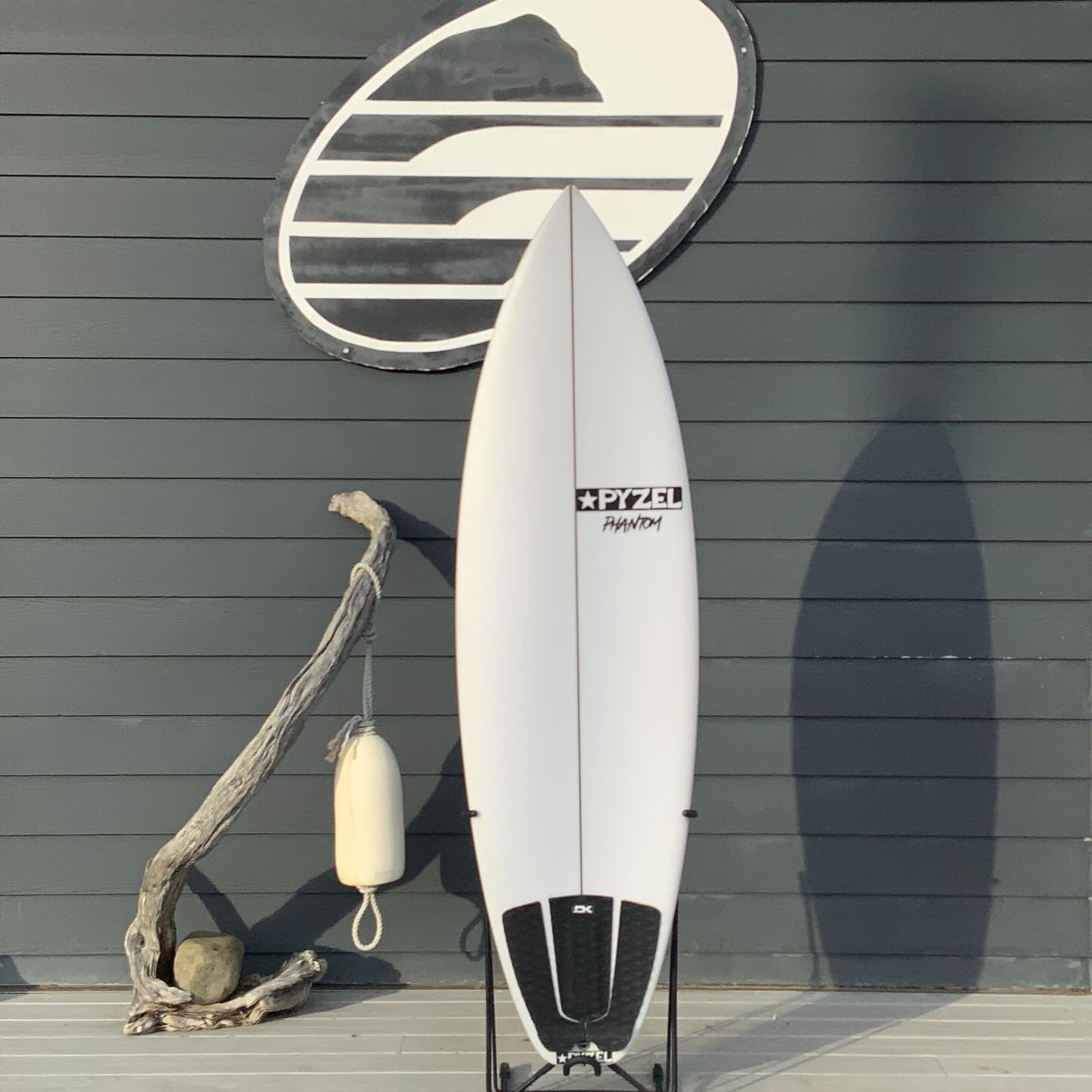 Pyzel Phantom 5'11 × 19 ¾ × 2 ½ Surfboard • USED – Cleanline Surf