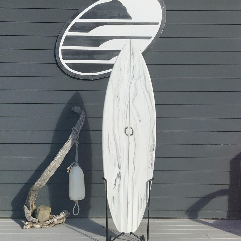 Load image into Gallery viewer, Pace Custom 5'11 × 19 ½ × 2 ½ Surfboard • USED 2