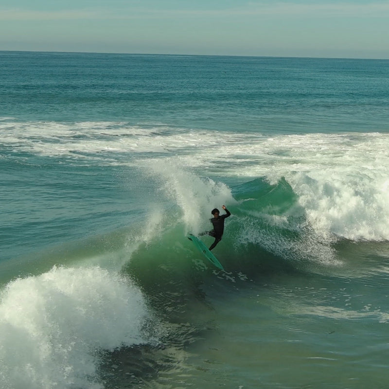 Load image into Gallery viewer, Album Surf Veebee 5'6 × 20 ⅜ × 2.65 Surfboard