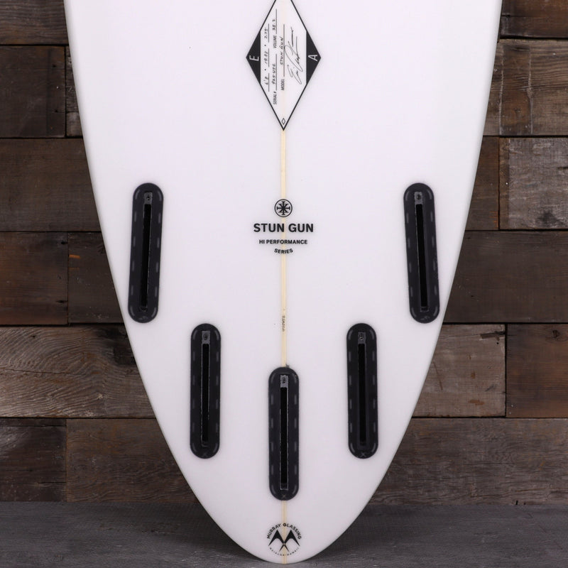 Load image into Gallery viewer, Arakawa Stun Gun 6'8 x 19 ⅞ x 2 ¾ Surfboard