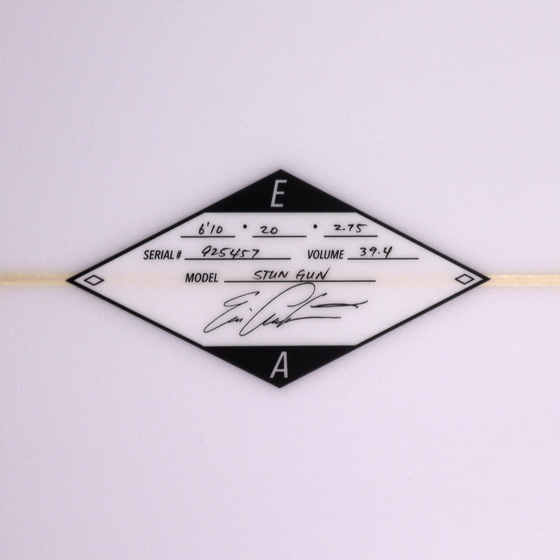 Load image into Gallery viewer, Arakawa Stun Gun 6'10 x 20 x 2 ¾ Surfboard