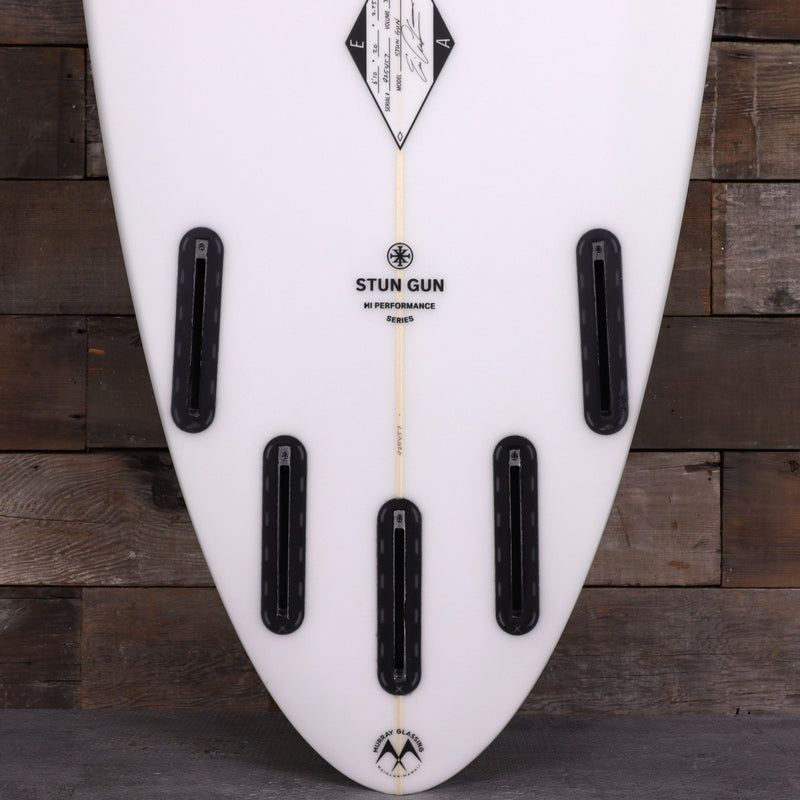 Load image into Gallery viewer, Arakawa Stun Gun 6'10 x 20 x 2 ¾ Surfboard