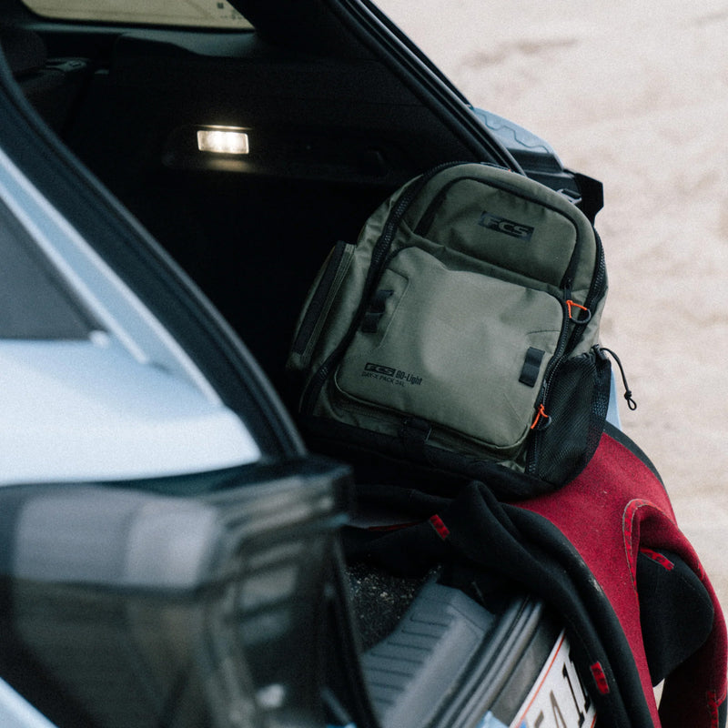 Load image into Gallery viewer, FCS GO-Light Day-X Surf Pack Backpack - 24L 11