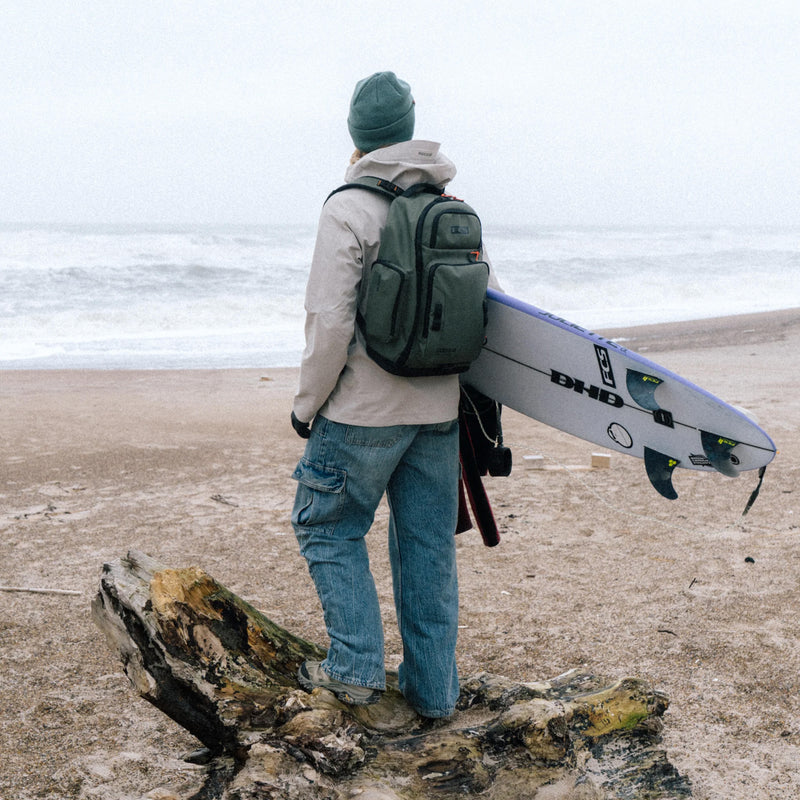 Load image into Gallery viewer, FCS GO-Light Day-X Surf Pack Backpack - 24L 13