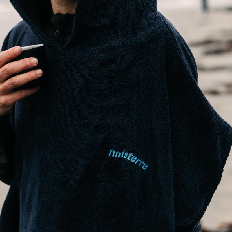 Load image into Gallery viewer, Finisterre Clearwater Robe Hooded Changing Poncho