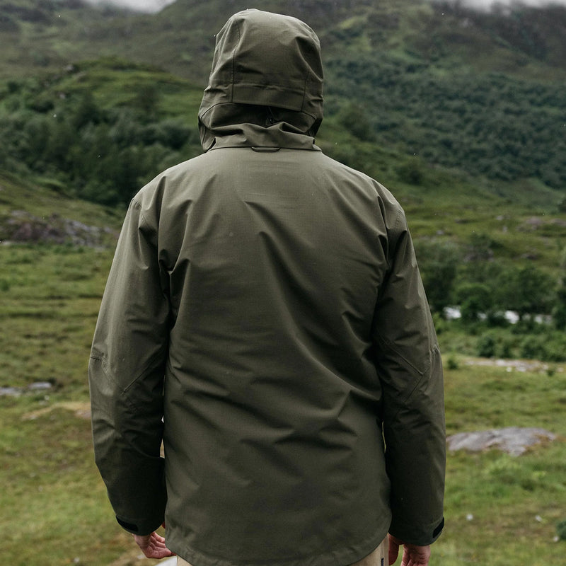 Load image into Gallery viewer, Finisterre Stormbird Waterproof Hooded Zip-Up Jacket
