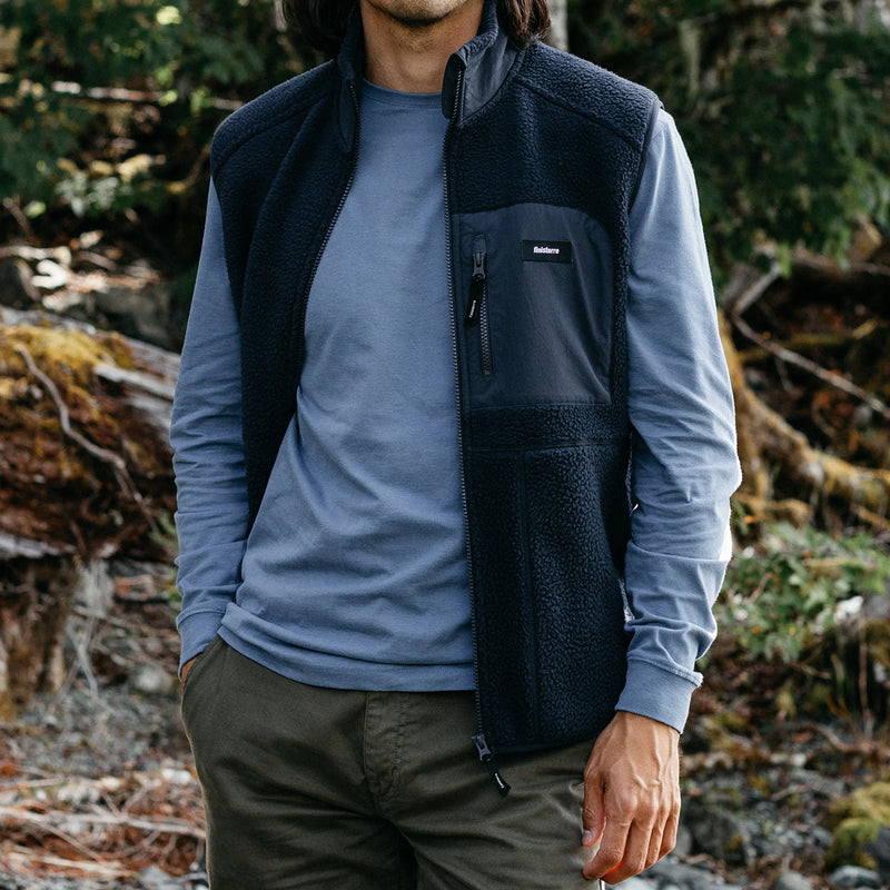 Load image into Gallery viewer, Finisterre Bolster Fleece Zip Vest