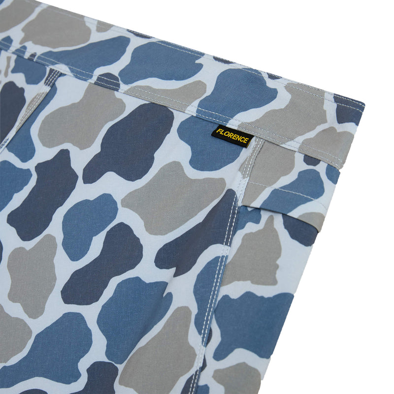 Load image into Gallery viewer, Florence Marine X Standard Issue 18.5" Boardshorts 3
