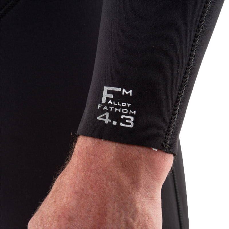 Load image into Gallery viewer, Isurus Fathom 4/3 Hooded Chest-Zip Wetsuit