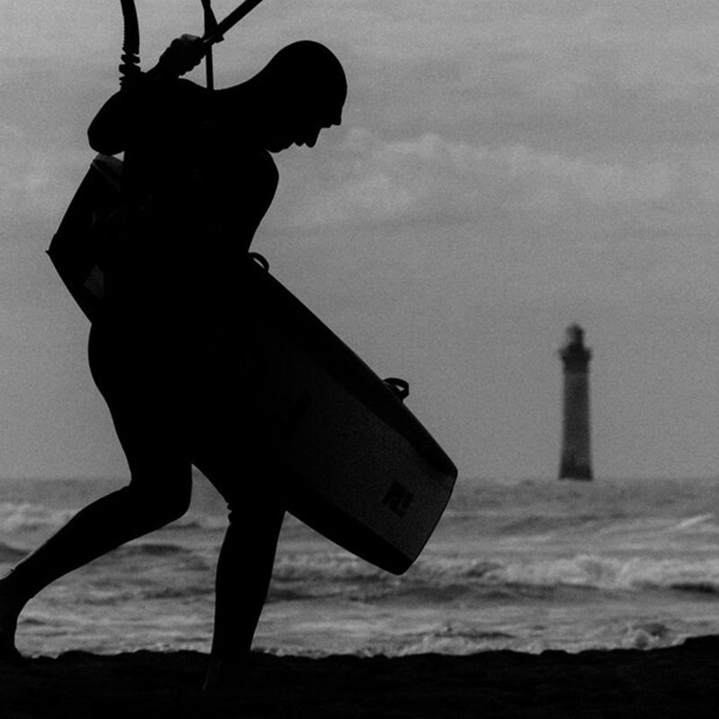 Load image into Gallery viewer, Manera Seafarer 4/3 Hooded Chest-Zip Wetsuit