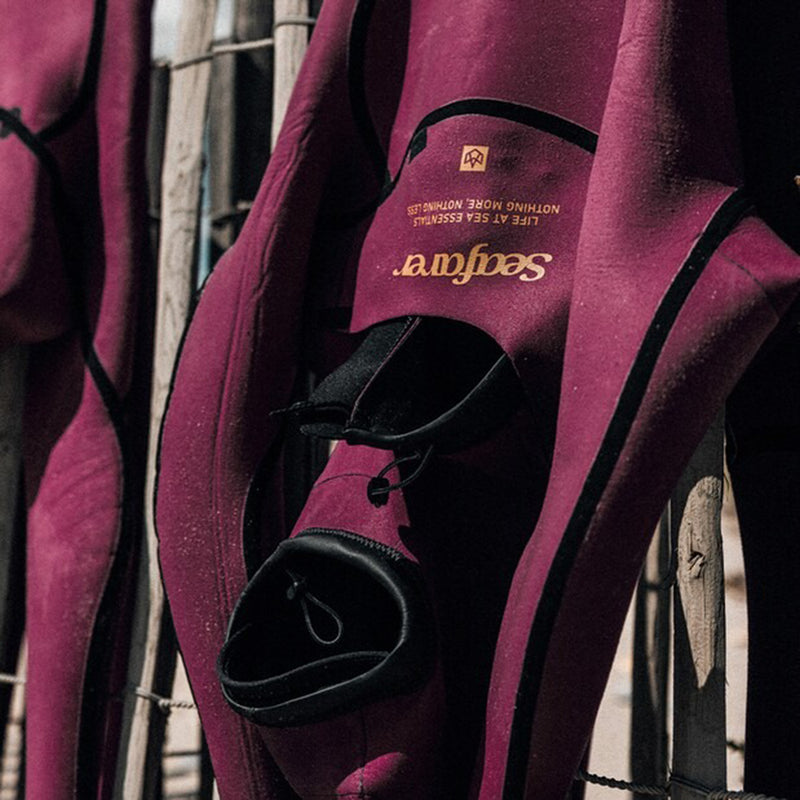 Load image into Gallery viewer, Manera Seafarer 4/3 Hooded Chest-Zip Wetsuit