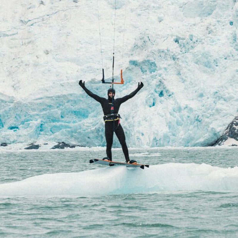 Load image into Gallery viewer, Manera Magma Steamer 5/4/3 Hooded Chest-Zip Wetsuit - 2024