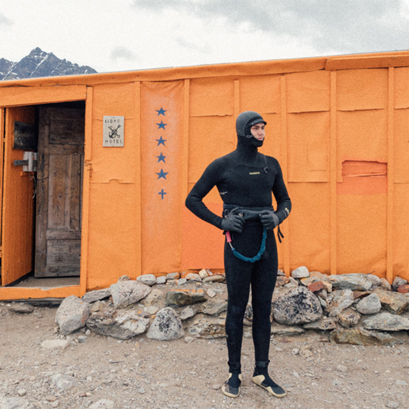 Load image into Gallery viewer, Manera Magma Meteor 5/4/3 Hooded Chest-Zip Wetsuit - 2023