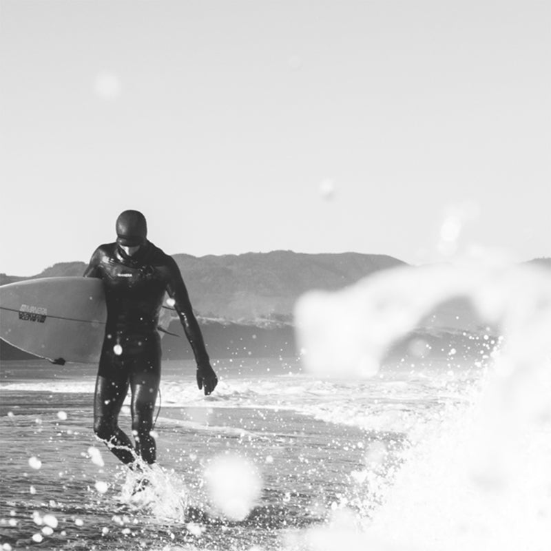 Load image into Gallery viewer, Manera Magma Meteor 6/4 Hooded Chest-Zip Wetsuit - 2023