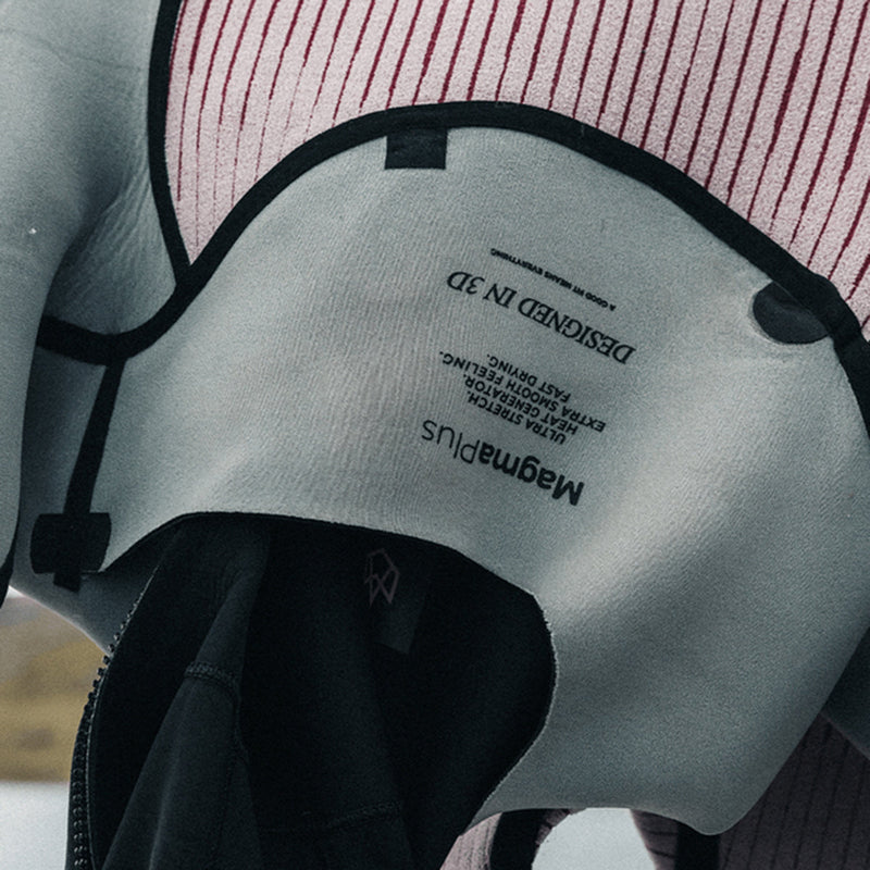 Load image into Gallery viewer, Manera Women's Magma Steamer 5/4/3 Hooded Chest-Zip Wetsuit - 2024