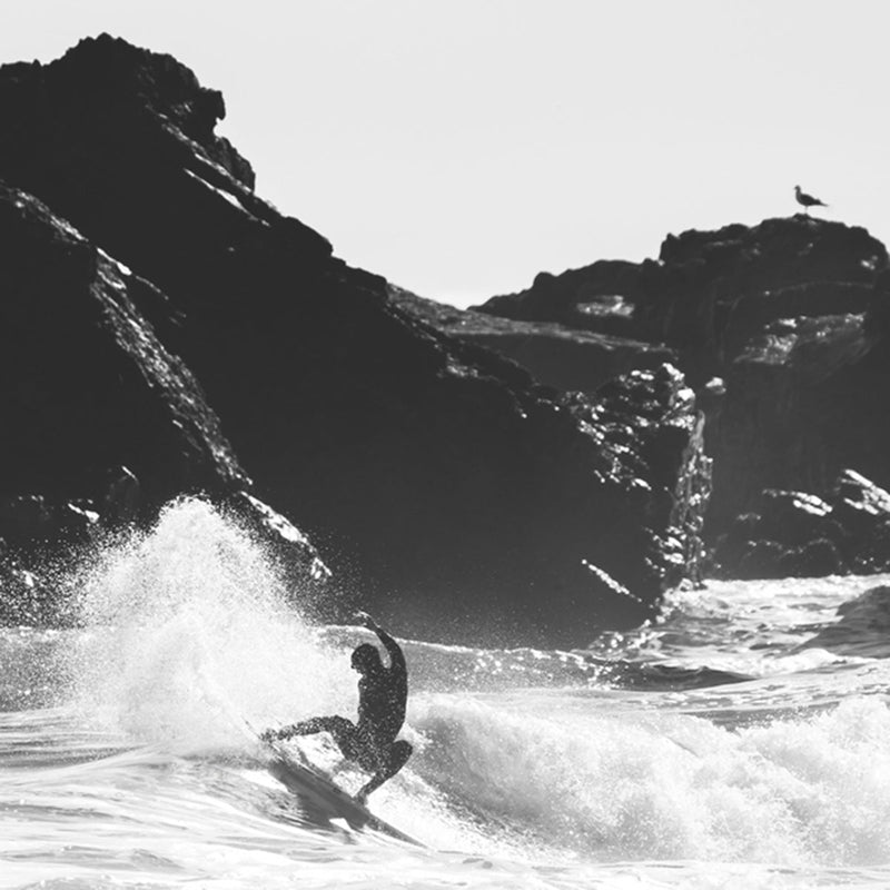 Load image into Gallery viewer, Manera Women's Magma Steamer 5/4/3 Hooded Chest-Zip Wetsuit - 2024