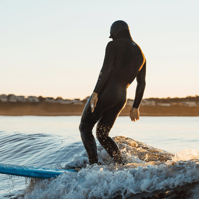 Load image into Gallery viewer, Manera Women's Magma Steamer 5/4/3 Hooded Chest-Zip Wetsuit - 2024