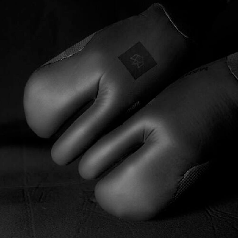 Load image into Gallery viewer, Manera Magma 5mm Lobster Gloves