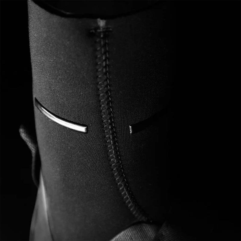 Load image into Gallery viewer, Manera Magma 7mm Round-Toe Boots