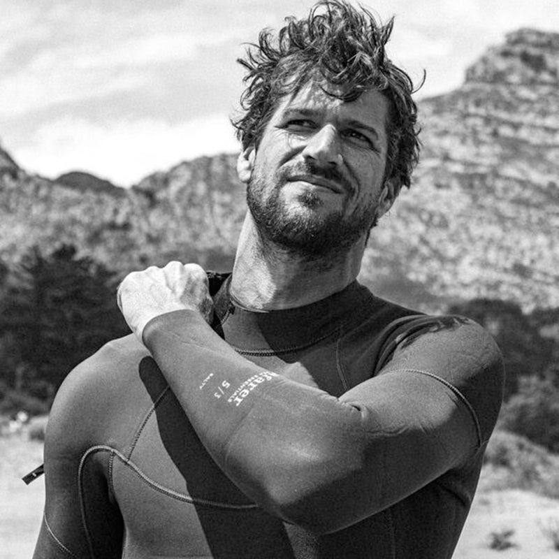 Load image into Gallery viewer, Manera Seafarer 5/3 Back-Zip Wetsuit