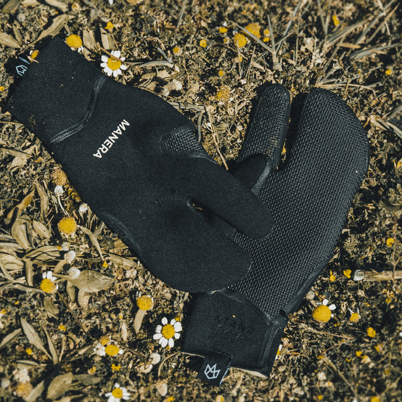 Load image into Gallery viewer, Manera XTEND 2mm Lobster Gloves