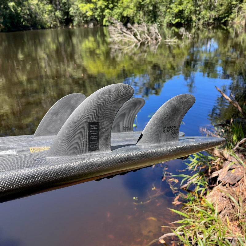 Load image into Gallery viewer, NVS Album Margo Apex Series Single Tab Quad Fin Set 3