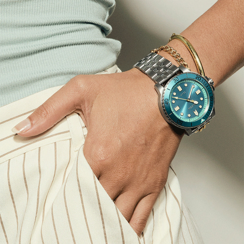 Load image into Gallery viewer, Nixon Stinger 44 Stainless Steel Watch