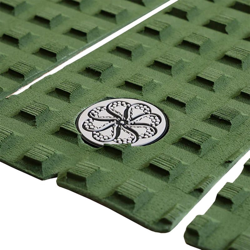 Load image into Gallery viewer, Octopus MegaStorm 3-Piece Traction Pad 4