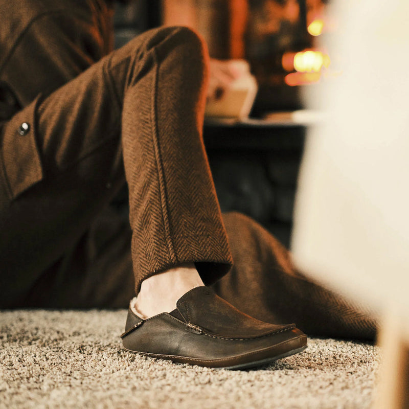 Load image into Gallery viewer, OluKai Moloā Slippers