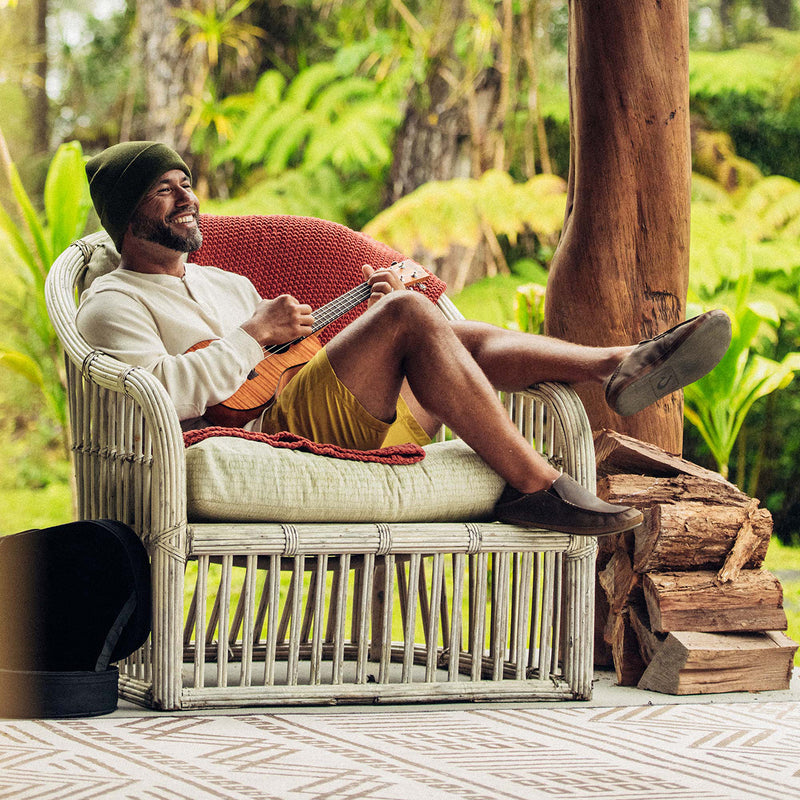 Load image into Gallery viewer, OluKai Moloā Slippers