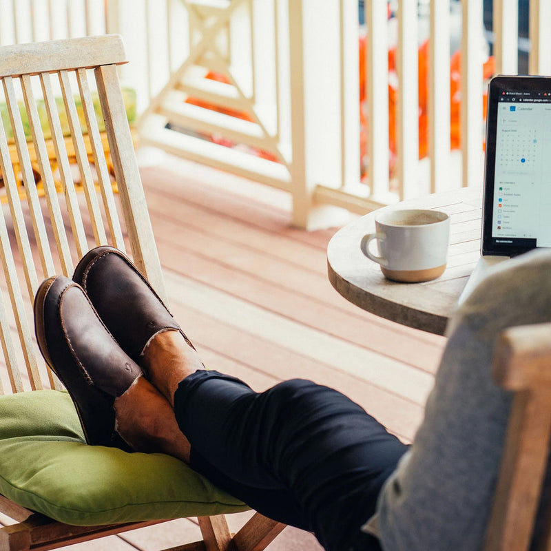 Load image into Gallery viewer, OluKai Moloā Slippers