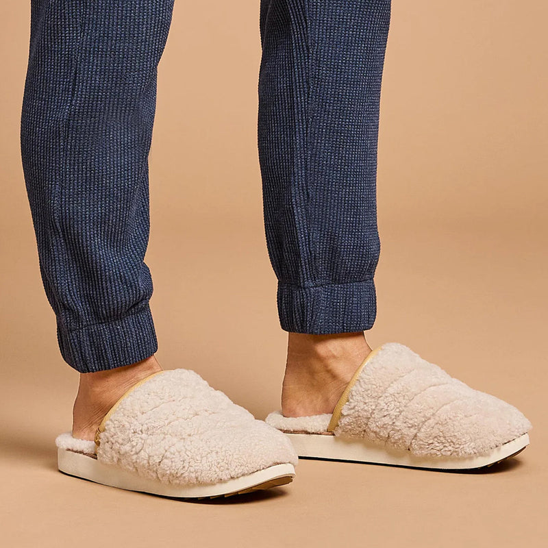 Load image into Gallery viewer, OluKai Women's Pūpū Mua Mule Slippers