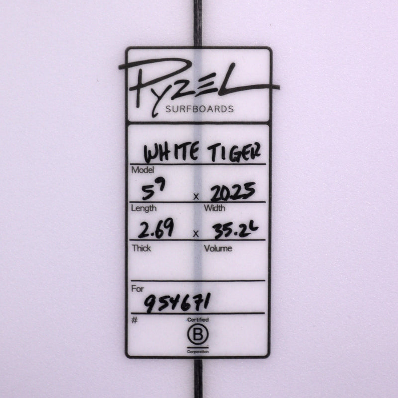 Load image into Gallery viewer, Pyzel White Tiger 5'9 × 20 ¼ × 2 11/16 Surfboard • DAMAGED 4