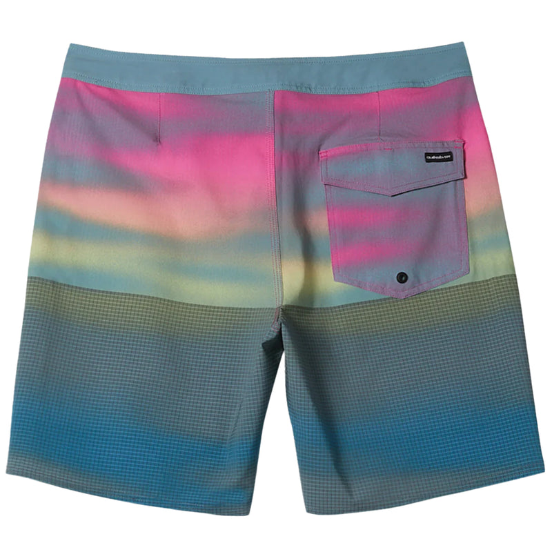 Load image into Gallery viewer, Quiksilver Highline Straight Leg 19" Boardshorts 2