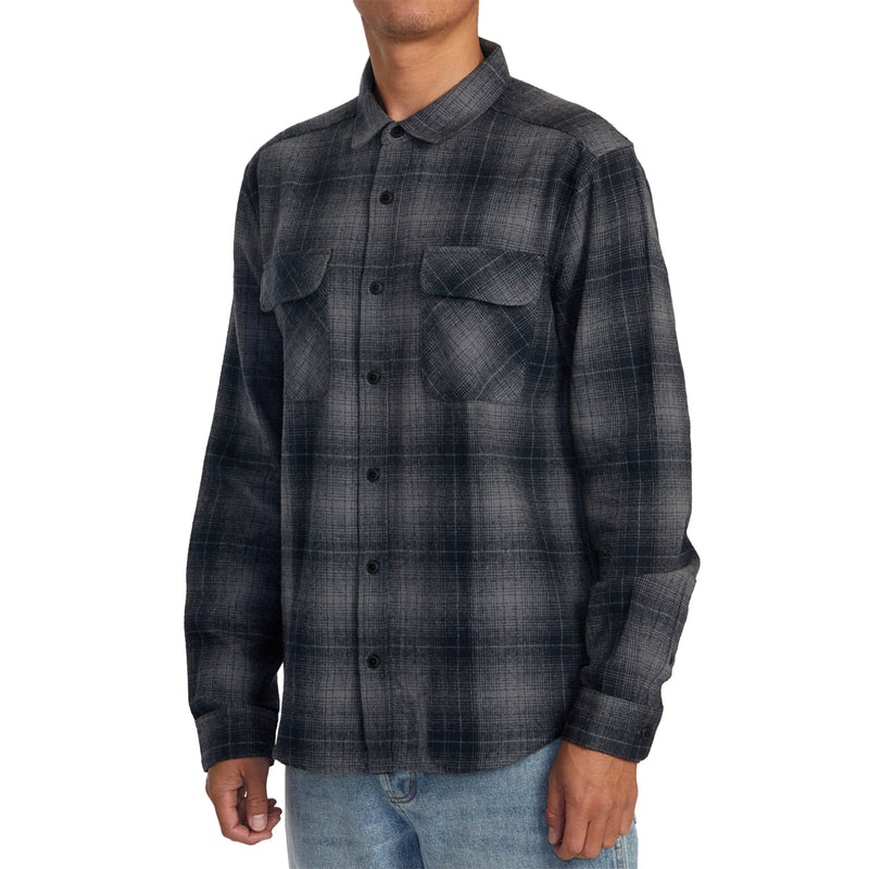 Load image into Gallery viewer, RVCA Dayshift Long Sleeve Button-Up Flannel Shirt - 2023
