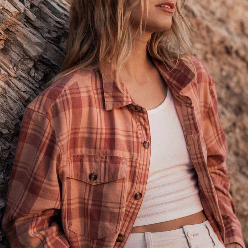 Load image into Gallery viewer, Roxy Women's Let It Go Long Sleeve Button-Up Flannel Shirt 8