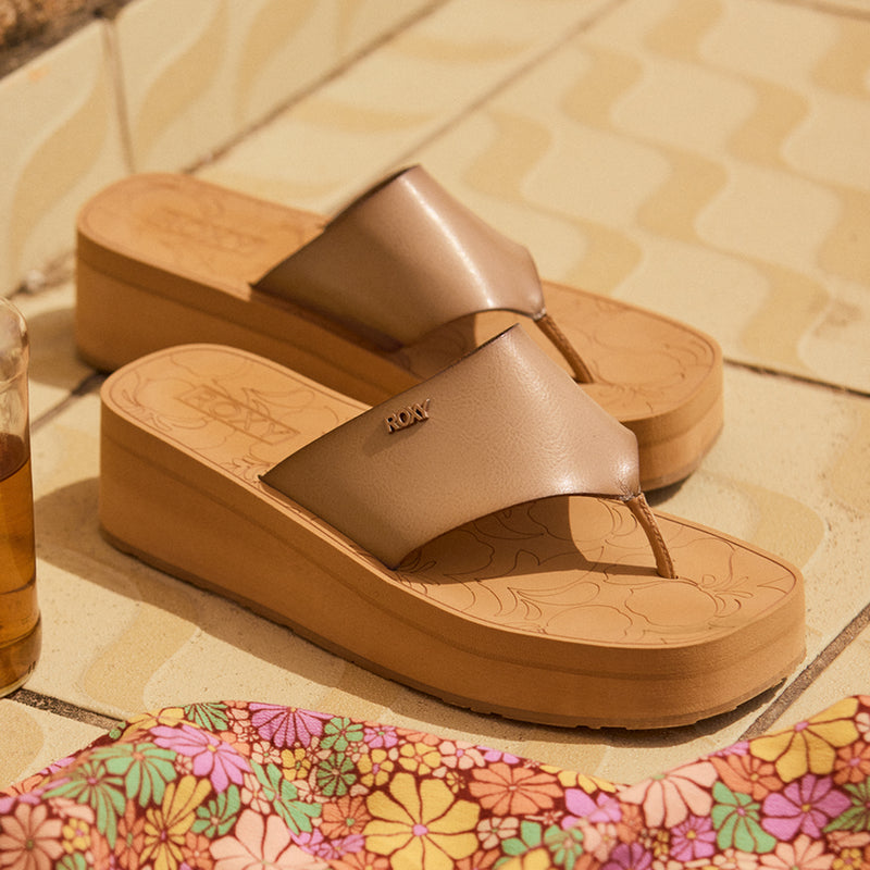 Load image into Gallery viewer, Roxy Women's Sunset Dreams Sandals