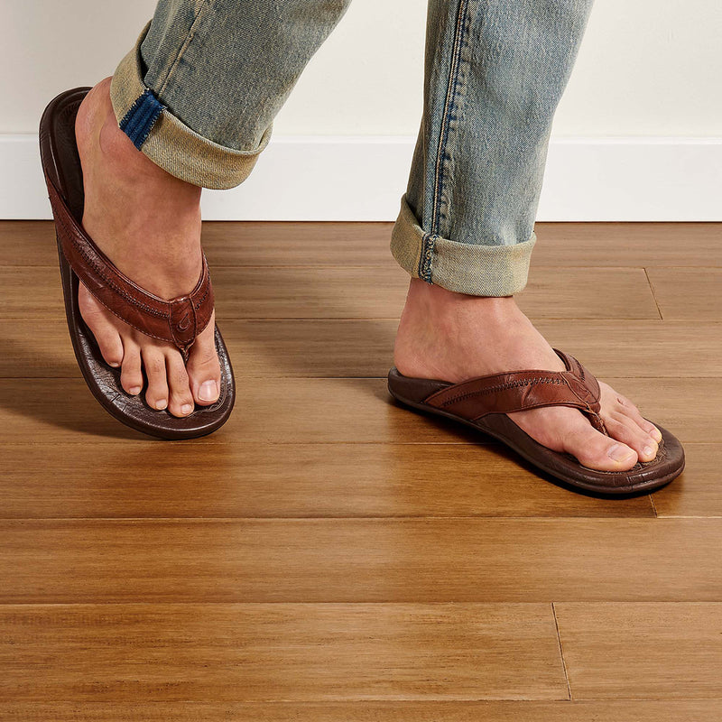 Load image into Gallery viewer, OluKai Hiapo Sandals 11
