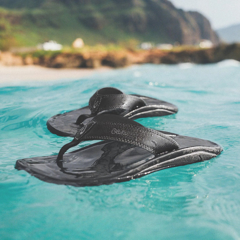 Load image into Gallery viewer, OluKai 'Ohana Sandals